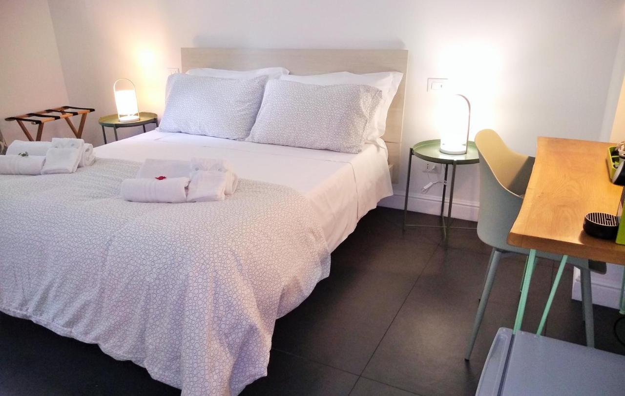 Casa Italiano - BestBnB Garbatella Rome Bagian luar foto